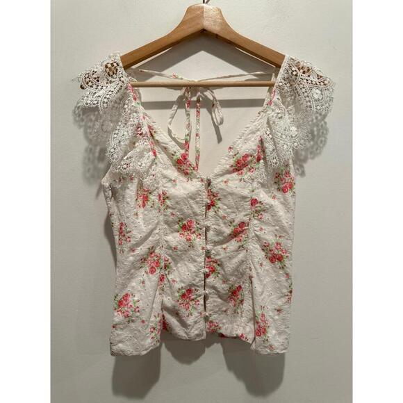 NIGHTCAP CLOTHING Blouse Womens Size XS White Floral V Neck Lace Trim Pearl Butt - Picture 1 of 9